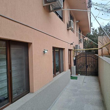 Ferienwohnung Calea Crangasi Bukarest Exterior foto