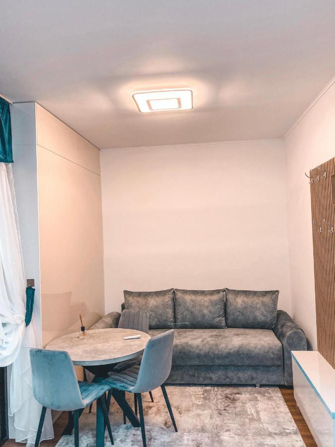 Ferienwohnung Calea Crangasi Bukarest Exterior foto
